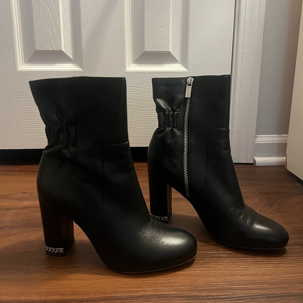 Michael by Michael Kors Black Leather Ankle Boots with Block Chain Heels BNIB - Picture 2 of 11